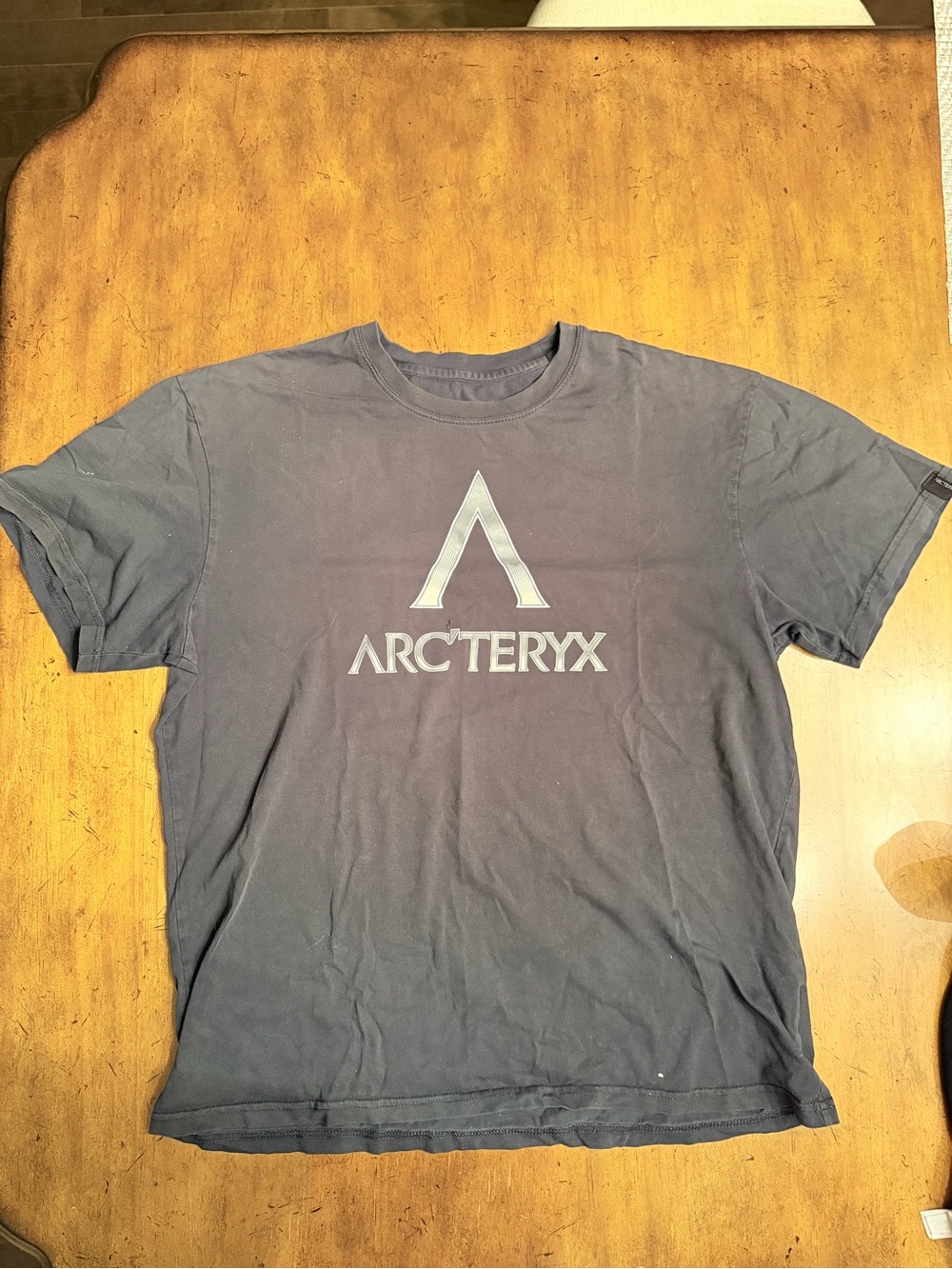 Arc’teryx Logo Graphic T-Shirt - Dark Grey - Men’s Large